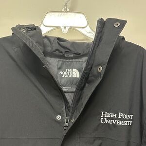 NWOT The North Face Black Men's Windbreaker Jacket High Point University size L